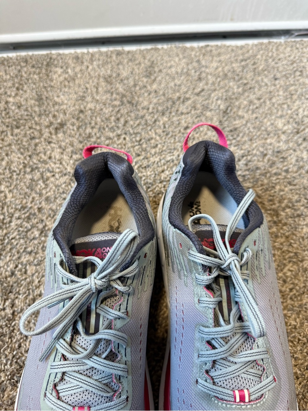 Hoka clifton 5 size 11 Grey and Red Men's Running Shoes - Picture 6 of 8